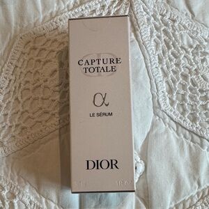 Dior Capture Totale Le Sérum brand new skincare serum 30ml skin firmness tight